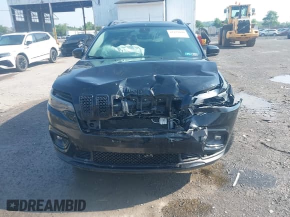 ✅ 2020 Jeep Cherokee Latitude Plus • VIN: 1C4PJMLN5LD524381 • Lot: 42432090. Wystawiony na IAAI z przebiegiem 65 816 mil. Bezpłatny archiwum sprzedaży aukcyjnych z USA i szczegółowy raport historii pojazdu na DreamBid. Zdjęcie 6.