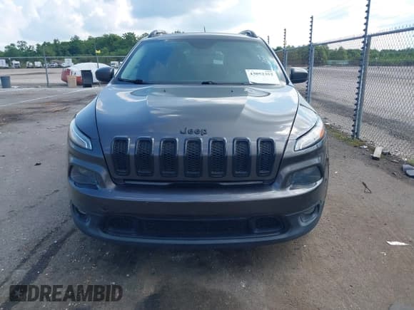 ✅ 2018 Jeep Cherokee Latitude • VIN: 1C4PJLCX0JD524894 • Лот: 43052352. Опубликован ранее на IAAI с пробегом 89 344 миль. Бесплатный доступ к архиву аукционных продаж из США и подробный отчёт об истории автомобиля на DreamBid. Изображение 6.