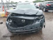 ✅ 2023 Mazda CX-50 S Premium Plus • VIN: 7MMVABEMXPN104518 • Lot: 42184893. Wystawiony na IAAI z przebiegiem 61 991 mil. Bezpłatny archiwum sprzedaży aukcyjnych z USA i szczegółowy raport historii pojazdu na DreamBid. Zdjęcie 6.
