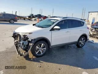 ✅ 2018 Toyota RAV4 XLE • VIN: JTMWFREV0JJ199399 • Lot: 92922985. Listed on Copart with 75,574 mi. Free auction sales archive from the USA and detailed vehicle history report at DreamBid. Image 1.