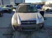 2006 Hyundai Tucson GLS z VIN KM8JN72D66U315185, wystawiony jako Copart lot #79770384 z przebiegiem 196 351 mil mil oraz Czysty tytuł • Clean title. Historia ofert i sprzedaży dostępna na DreamBid. Obrazek 5.