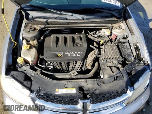 ✅ 2013 Dodge Avenger SE • VIN: 1C3CDZAB1DN688545 • Лот: 69097804. Опубликован ранее на Copart с пробегом 174 661 миль. Бесплатный доступ к архиву аукционных продаж из США и подробный отчёт об истории автомобиля на DreamBid. Изображение 13.