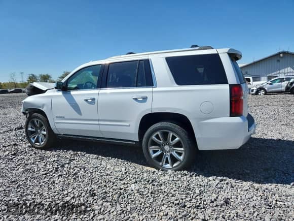2020 Chevrolet Tahoe Premier z VIN 1GNSKCKJ1LR182423, wystawiony jako Copart lot #81146275 z przebiegiem 188 840 mil mil oraz Szkoda całkowita • Salvage title. Historia ofert i sprzedaży dostępna na DreamBid. Obrazek 2.