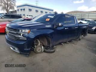 2022 Chevrolet Silverado 1500 High Country с VIN 1GCUYHED5NZ210097, выставлен на аукционе Copart как лот 44744185 с пробегом Не указан миль и Списание • Salvage title. История ставок и продаж доступна на DreamBid. Изображение 1.