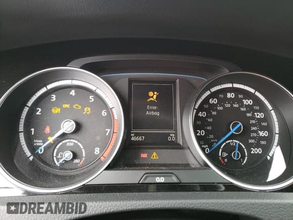 ✅ 2016 Volkswagen Golf R • VIN: WVWLF7AU7GW130046 • Lot: 48732073. Wystawiony na Copart z przebiegiem 46 667 mil. Bezpłatny archiwum sprzedaży aukcyjnych z USA i szczegółowy raport historii pojazdu na DreamBid. Zdjęcie 9.