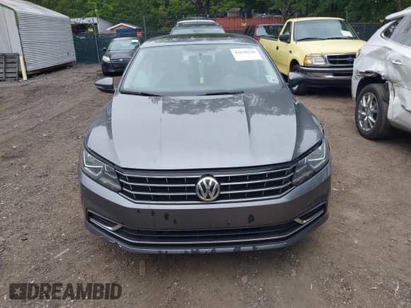 ✅ 2016 Volkswagen Passat SE • VIN: 1VWBS7A32GC012807 • Лот: 43038328. Опубликован ранее на IAAI с пробегом 114 124 миль. Бесплатный доступ к архиву аукционных продаж из США и подробный отчёт об истории автомобиля на DreamBid. Изображение 12.