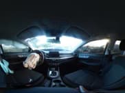 ✅ 2024 Kia Forte LXS • VIN: 3KPF24AD8RE787667 • Lot: 43426519. Wystawiony na IAAI z przebiegiem 10 958 mil. Bezpłatny archiwum sprzedaży aukcyjnych z USA i szczegółowy raport historii pojazdu na DreamBid. Zdjęcie 18.