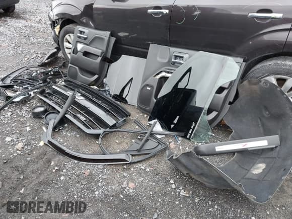 ✅ 2017 Chevrolet Silverado 1500 LT • VIN: 1GCVKREC7HZ321595 • Lot: 43572986. Listed on IAAI with 56,476 mi. Free auction sales archive from the USA and detailed vehicle history report at DreamBid. Image 12.