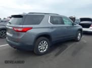 ✅ 2020 Chevrolet Traverse LT Cloth • VIN: 1GNERGKW5LJ196416 • Lot: 43304865. Wystawiony na IAAI z przebiegiem 127 451 mil. Bezpłatny archiwum sprzedaży aukcyjnych z USA i szczegółowy raport historii pojazdu na DreamBid. Zdjęcie 4.