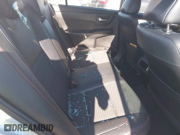 ✅ 2015 Toyota Camry LE • VIN: 4T1BF1FK5FU904011 • Lot: 43093342. Listed on IAAI with 141,536 mi. Free auction sales archive from the USA and detailed vehicle history report at DreamBid. Image 8.