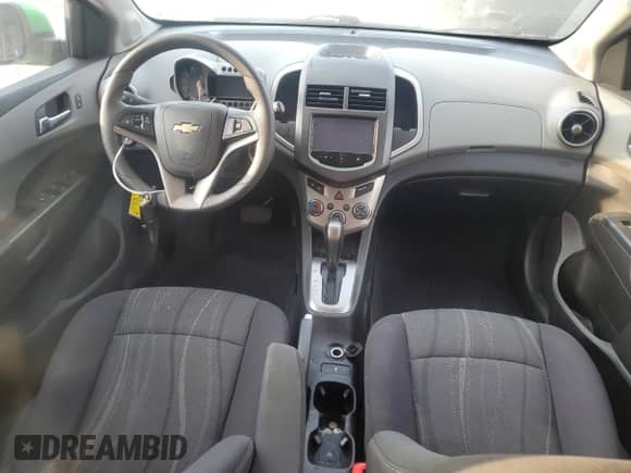 2015 Chevrolet Sonic LT с VIN 1G1JC6SB2F4169153, выставлен на аукционе Copart как лот 80191575 с пробегом 82 098 миль миль и Чистый • Clean title. История ставок и продаж доступна на DreamBid. Изображение 8.