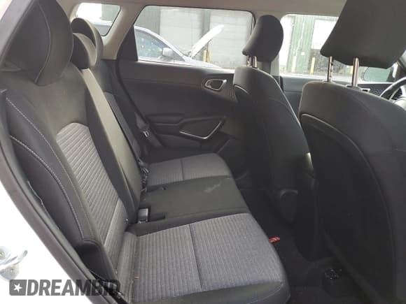 ✅ 2020 Kia Soul GT-Line • VIN: KNDJ63AU6L7069454 • Lot: 92119705. Wystawiony na Copart z przebiegiem 41 233 mil. Bezpłatny archiwum sprzedaży aukcyjnych z USA i szczegółowy raport historii pojazdu na DreamBid. Zdjęcie 10.