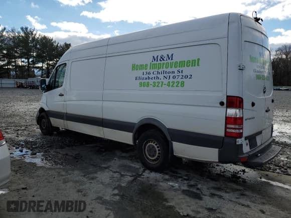 ✅ 2017 Mercedes-Benz Sprinter Cargo Worker • VIN: WD3PE8CDXHP547867 • Лот: 79845873. Опубликован ранее на Copart с пробегом 166 920 миль. Бесплатный доступ к архиву аукционных продаж из США и подробный отчёт об истории автомобиля на DreamBid. Изображение 2.