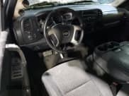 ✅ 2007 Chevrolet Silverado 2500HD 2LT • VIN: 1GCHK29647E507044 • Lot: 87884685. Wystawiony na Copart z przebiegiem Nie podano. Bezpłatny archiwum sprzedaży aukcyjnych z USA i szczegółowy raport historii pojazdu na DreamBid. Zdjęcie 8.