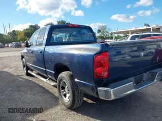 2007 Dodge 1500 ST с VIN 1D7HA18K57J556827, выставлен на аукционе IAAI как лот 43573149 с пробегом 189 272 миль миль и . История ставок и продаж доступна на DreamBid. Изображение 3.