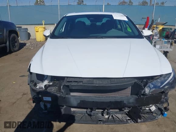 ✅ 2021 Hyundai Elantra SEL • VIN: 5NPLN4AG8MH016537 • Lot: 43635031. Listed on IAAI with 38,786 mi. Free auction sales archive from the USA and detailed vehicle history report at DreamBid. Image 13.