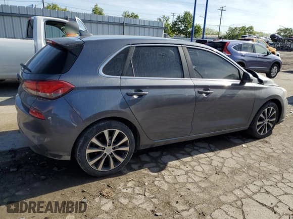 ✅ 2018 Hyundai Elantra • VIN: KMHH35LE7JU066646 • Lot: 55692445. Listed on Copart with 91,615 mi. Free auction sales archive from the USA and detailed vehicle history report at DreamBid. Image 3.