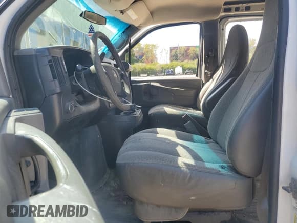 ✅ 2015 Chevrolet Express Cargo • VIN: 1GCWGFCF2F1101293 • Lot: 80942025. Listed on Copart with 224,865 mi. Free auction sales archive from the USA and detailed vehicle history report at DreamBid. Image 7.
