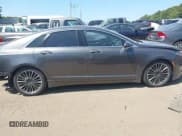 ✅ 2016 Lincoln MKZ • VIN: 3LN6L2J99GR620975 • Lot: 42927131. Wystawiony na IAAI z przebiegiem 137 681 mil. Bezpłatny archiwum sprzedaży aukcyjnych z USA i szczegółowy raport historii pojazdu na DreamBid. Zdjęcie 14.