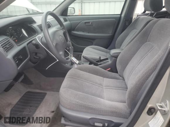 ✅ 2000 Toyota Camry LE • VIN: 4T1BF22K5YU103416 • Lot: 90099845. Listed on Copart with 55,366 mi. Free auction sales archive from the USA and detailed vehicle history report at DreamBid. Image 7.