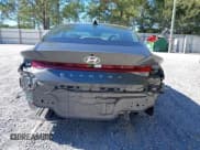 ✅ 2025 Hyundai Elantra SEL Convenience • VIN: KMHLS4DG9SU935756 • Lot: 43623411. Wystawiony na IAAI z przebiegiem 16 630 mil. Bezpłatny archiwum sprzedaży aukcyjnych z USA i szczegółowy raport historii pojazdu na DreamBid. Zdjęcie 6.