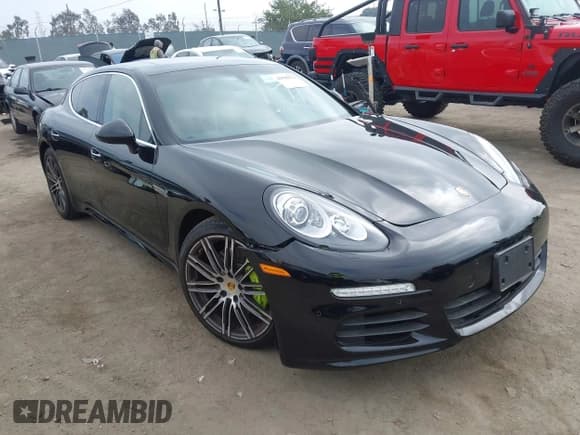 ✅ 2016 Porsche Panamera S E-Hybrid • VIN: WP0AD2A77GL040214 • Лот: 42598174. Опубликован ранее на IAAI с пробегом 49 826 миль. Бесплатный доступ к архиву аукционных продаж из США и подробный отчёт об истории автомобиля на DreamBid. Изображение 1.