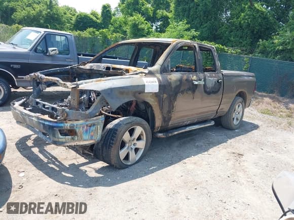 ✅ 2010 Dodge 1500 TRX • VIN: 1D7RV1GT7AS119612 • Lot: 42426838. Wystawiony na IAAI z przebiegiem Nie podano. Bezpłatny archiwum sprzedaży aukcyjnych z USA i szczegółowy raport historii pojazdu na DreamBid. Zdjęcie 2.