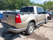 ✅ 2001 Ford Explorer Sport Trac • VIN: 1FMZU77EX1UC54892 • Lot: 42906026. Wystawiony na IAAI z przebiegiem 155 868 mil. Bezpłatny archiwum sprzedaży aukcyjnych z USA i szczegółowy raport historii pojazdu na DreamBid. Zdjęcie 4.