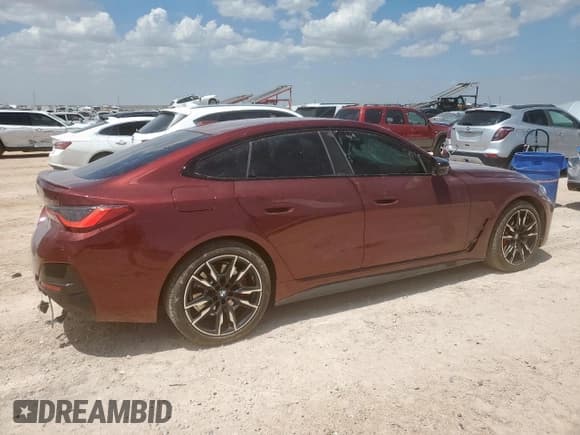 ✅ 2022 BMW 4 Series M440i xDrive • VIN: WBA13AW0XNFM00562 • Lot: 65446865. Listed on Copart with 49,089 mi. Free auction sales archive from the USA and detailed vehicle history report at DreamBid. Image 3.