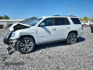 2020 Chevrolet Tahoe Premier z VIN 1GNSKCKJ1LR182423, wystawiony jako Copart lot #81146275 z przebiegiem 188 840 mil mil oraz Szkoda całkowita • Salvage title. Historia ofert i sprzedaży dostępna na DreamBid. Obrazek 1.