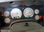 ✅ 2005 Dodge 2500 ST • VIN: 3D7KS26D15G806379 • Lot: 60137585. Wystawiony na Copart z przebiegiem 122 103 mil. Bezpłatny archiwum sprzedaży aukcyjnych z USA i szczegółowy raport historii pojazdu na DreamBid. Zdjęcie 9.