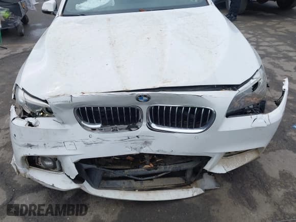 ✅ 2015 BMW 5 Series 535i xDrive • VIN: WBA5B3C56FD548284 • Lot: 43262851. Listed on IAAI with 102,867 mi. Free auction sales archive from the USA and detailed vehicle history report at DreamBid. Image 6.