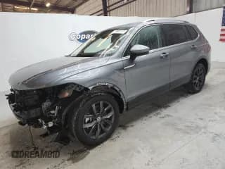 ✅ 2024 Volkswagen Tiguan SE • VIN: 3VV3B7AX4RM086663 • Lot: 91919005. Wystawiony na Copart z przebiegiem 19 664 mil. Bezpłatny archiwum sprzedaży aukcyjnych z USA i szczegółowy raport historii pojazdu na DreamBid. Zdjęcie 1.