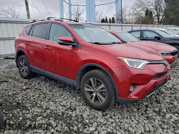 ✅ 2016 Toyota RAV4 XLE • VIN: 2T3RFREV1GW416949 • Lot: 95209455. Listed on Copart with 100,227 mi. Free auction sales archive from the USA and detailed vehicle history report at DreamBid. Image 4.
