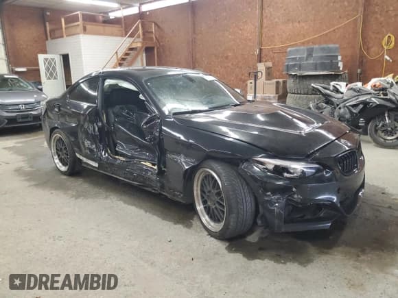 ✅ 2016 BMW 2 Series M235i • VIN: WBA1J7C50GV359179 • Lot: 81308135. Listed on Copart with 99,712 mi. Free auction sales archive from the USA and detailed vehicle history report at DreamBid. Image 4.