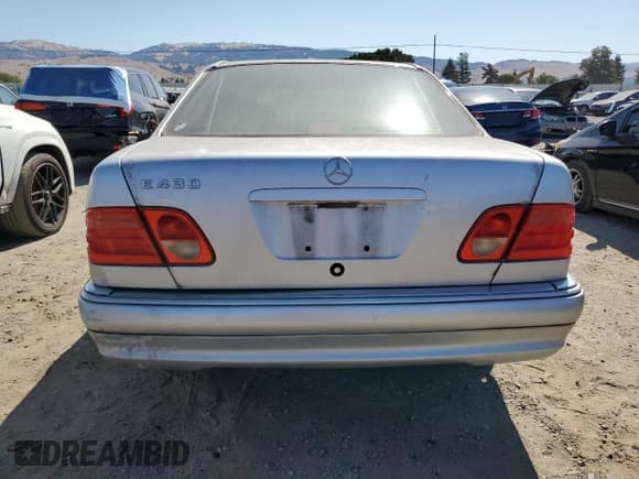 ✅ 1998 Mercedes-Benz E • VIN: WDBJF70F6WA632695 • Lot: 63680355. Listed on Copart with 232,884 mi. Free auction sales archive from the USA and detailed vehicle history report at DreamBid. Image 6.