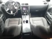 ✅ 2010 Dodge Challenger SE • VIN: 2B3CJ4DVXAH121351 • Lot: 80399244. Wystawiony na Copart z przebiegiem 213 054 mil. Bezpłatny archiwum sprzedaży aukcyjnych z USA i szczegółowy raport historii pojazdu na DreamBid. Zdjęcie 8.