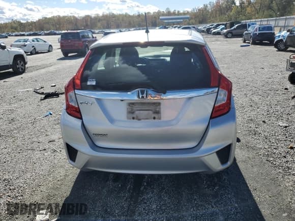 ✅ 2015 Honda Fit EX-L • VIN: 3HGGK5H88FM730438 • Lot: 85960095. Listed on Copart with 143,478 mi. Free auction sales archive from the USA and detailed vehicle history report at DreamBid. Image 6.