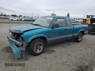 ✅ 1996 Chevrolet S-10 LS • VIN: 1GCCS19X6T8143781 • Lot: 85875685. Listed on Copart with 213,077 mi. Free auction sales archive from the USA and detailed vehicle history report at DreamBid. Image 1.