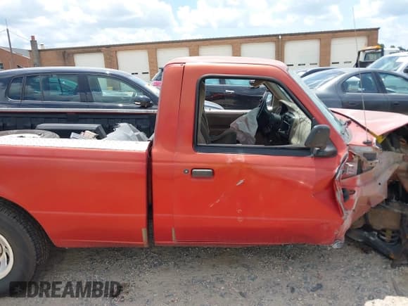 ✅ 1999 Ford Ranger XL • VIN: 1FTYR10C7XTA16729 • Лот: 42729294. Опубликован ранее на IAAI с пробегом 251 757 миль. Бесплатный доступ к архиву аукционных продаж из США и подробный отчёт об истории автомобиля на DreamBid. Изображение 13.