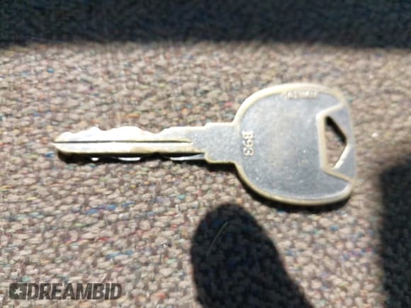 ✅ 2004 Chevrolet Silverado 1500 Work Truck • VIN: 1GCEK14X44Z324874 • Lot: 43154623. Listed on IAAI with 169,104 mi. Free auction sales archive from the USA and detailed vehicle history report at DreamBid. Image 11.