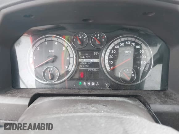 ✅ 2010 Dodge 1500 TRX • VIN: 1D7RV1GTXAS260089 • Lot: 42310926. Wystawiony na IAAI z przebiegiem 290 531 mil. Bezpłatny archiwum sprzedaży aukcyjnych z USA i szczegółowy raport historii pojazdu na DreamBid. Zdjęcie 7.