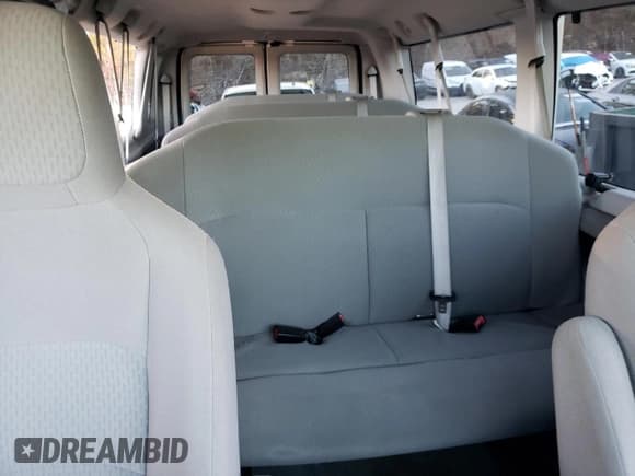 ✅ 2011 Ford Econoline Passenger XL • VIN: 1FBSS3BL0BDB17668 • Лот: 81990144. Опубликован ранее на Copart с пробегом 57 248 миль. Бесплатный доступ к архиву аукционных продаж из США и подробный отчёт об истории автомобиля на DreamBid. Изображение 10.