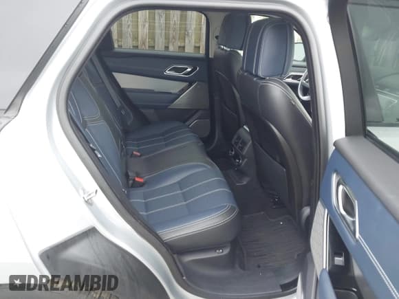 ✅ 2018 Land Rover Range Rover Velar R-Dynamic HSE • VIN: SALYM2RV0JA742422 • Lot: 42168647. Listed on IAAI with 65,298 mi. Free auction sales archive from the USA and detailed vehicle history report at DreamBid. Image 8.