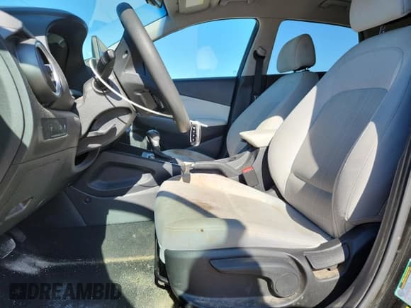 ✅ 2022 Hyundai Kona SEL • VIN: KM8K62AB0NU822411 • Лот: 80482675. Опубликован ранее на Copart с пробегом 93 799 миль. Бесплатный доступ к архиву аукционных продаж из США и подробный отчёт об истории автомобиля на DreamBid. Изображение 7.