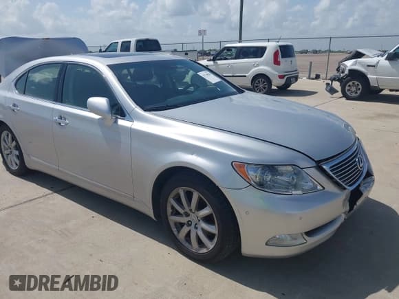 ✅ 2007 Lexus LS 460 • VIN: JTHBL46F175034012 • Лот: 42718028. Опубликован ранее на IAAI с пробегом 139 417 миль. Бесплатный доступ к архиву аукционных продаж из США и подробный отчёт об истории автомобиля на DreamBid. Изображение 1.