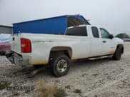 ✅ 2008 Chevrolet Silverado 2500HD Work Truck • VIN: 1GCHK29K18E116738 • Лот: 72018075. Опубликован ранее на Copart с пробегом 185 031 миль. Бесплатный доступ к архиву аукционных продаж из США и подробный отчёт об истории автомобиля на DreamBid. Изображение 3.