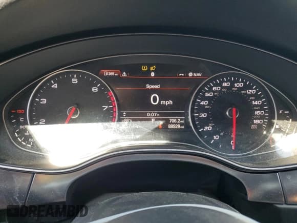 ✅ 2014 Audi A7 Premium • VIN: WAU3GCFC2EN076824 • Lot: 70535355. Wystawiony na Copart z przebiegiem 88 929 mil. Bezpłatny archiwum sprzedaży aukcyjnych z USA i szczegółowy raport historii pojazdu na DreamBid. Zdjęcie 9.