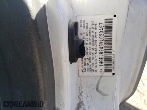 ✅ 2000 Honda Civic EX • VIN: 1HGEJ8245YL020497 • Лот: 71371755. Опубликован ранее на Copart с пробегом 181 511 миль. Бесплатный доступ к архиву аукционных продаж из США и подробный отчёт об истории автомобиля на DreamBid. Изображение 13.