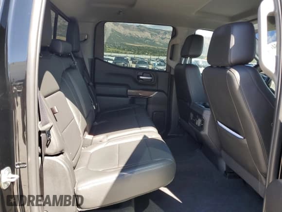 ✅ 2020 Chevrolet Silverado 1500 RST • VIN: 3GCUYEEDXLG202718 • Lot: 67413464. Listed on Copart with 50,484 mi. Free auction sales archive from the USA and detailed vehicle history report at DreamBid. Image 11.